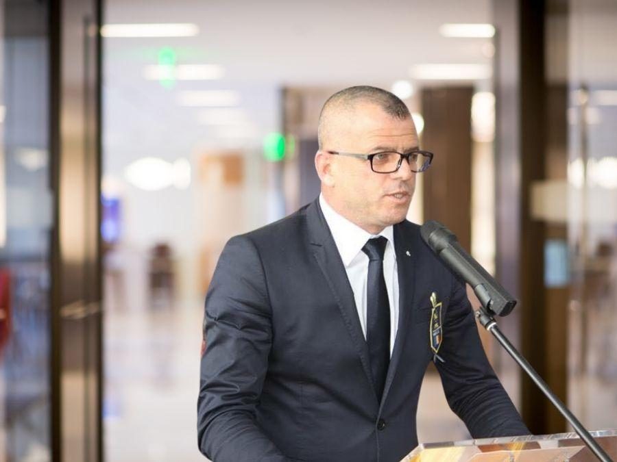 Costel Barbu inspiră prin integritatea personală în spațiul public